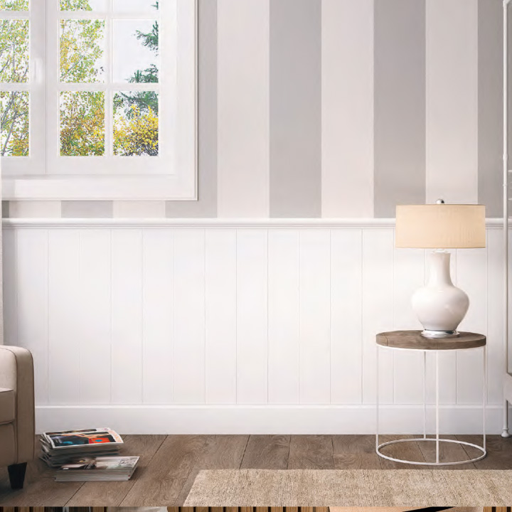 Boiserie dogata contemporanea Atelier Casabella con linee minimali laccata — Mercuri Design